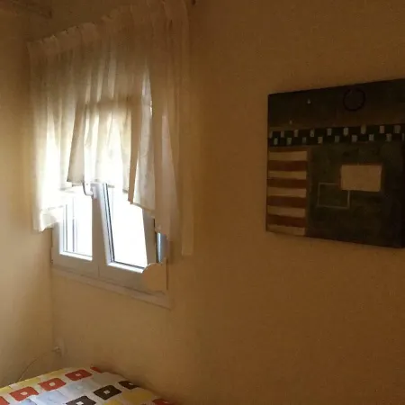 Апартаменты Yellow House